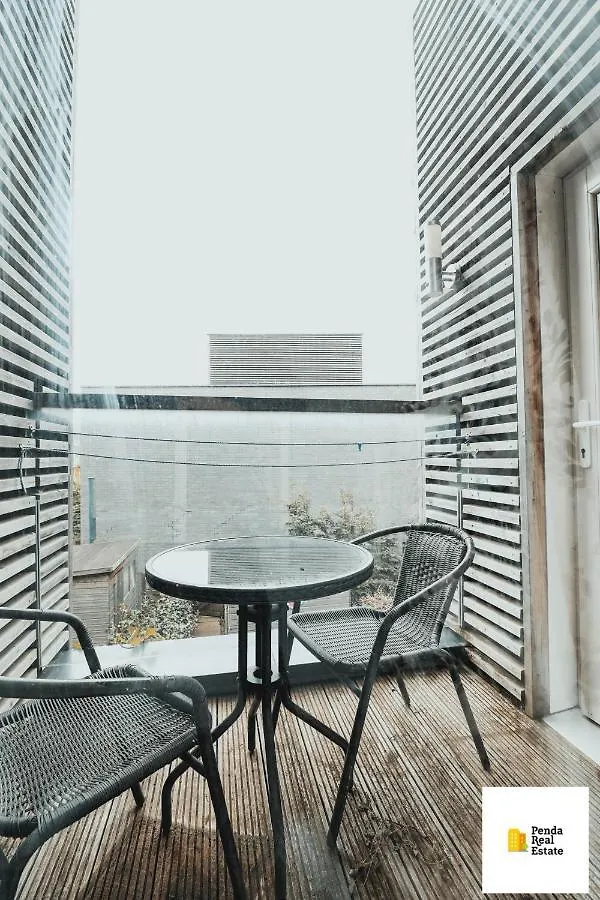 Barking,Dagenham Leisure And Contractors Villa Barking  Holiday home