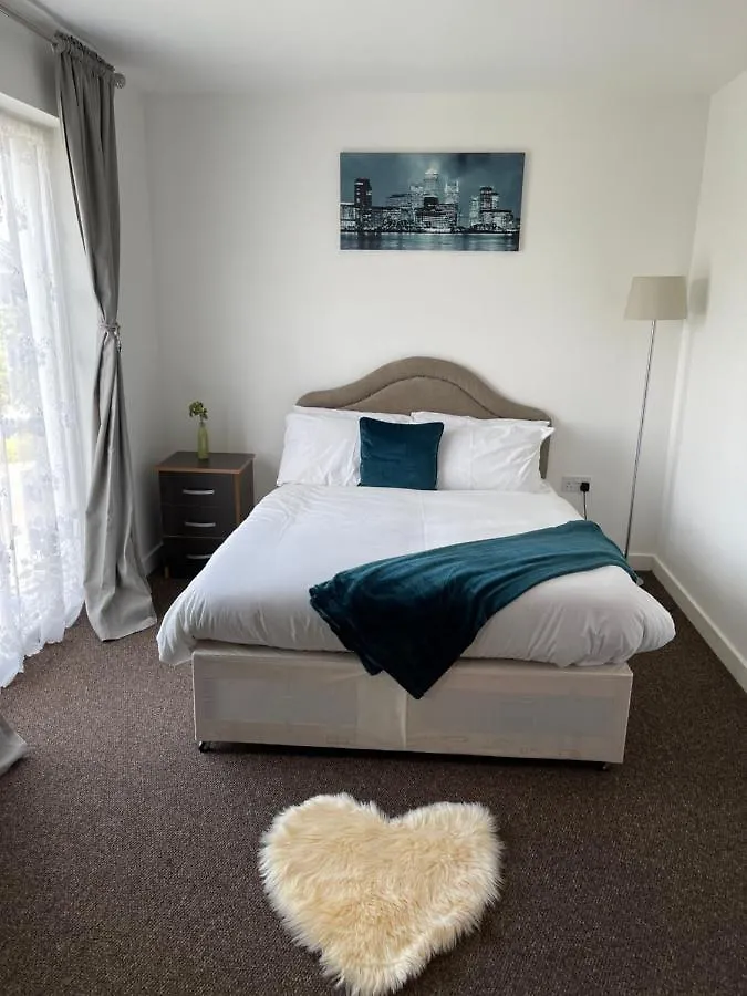 別荘 バーキング Barking,Dagenham Leisure And Contractorsヴィラ イギリス